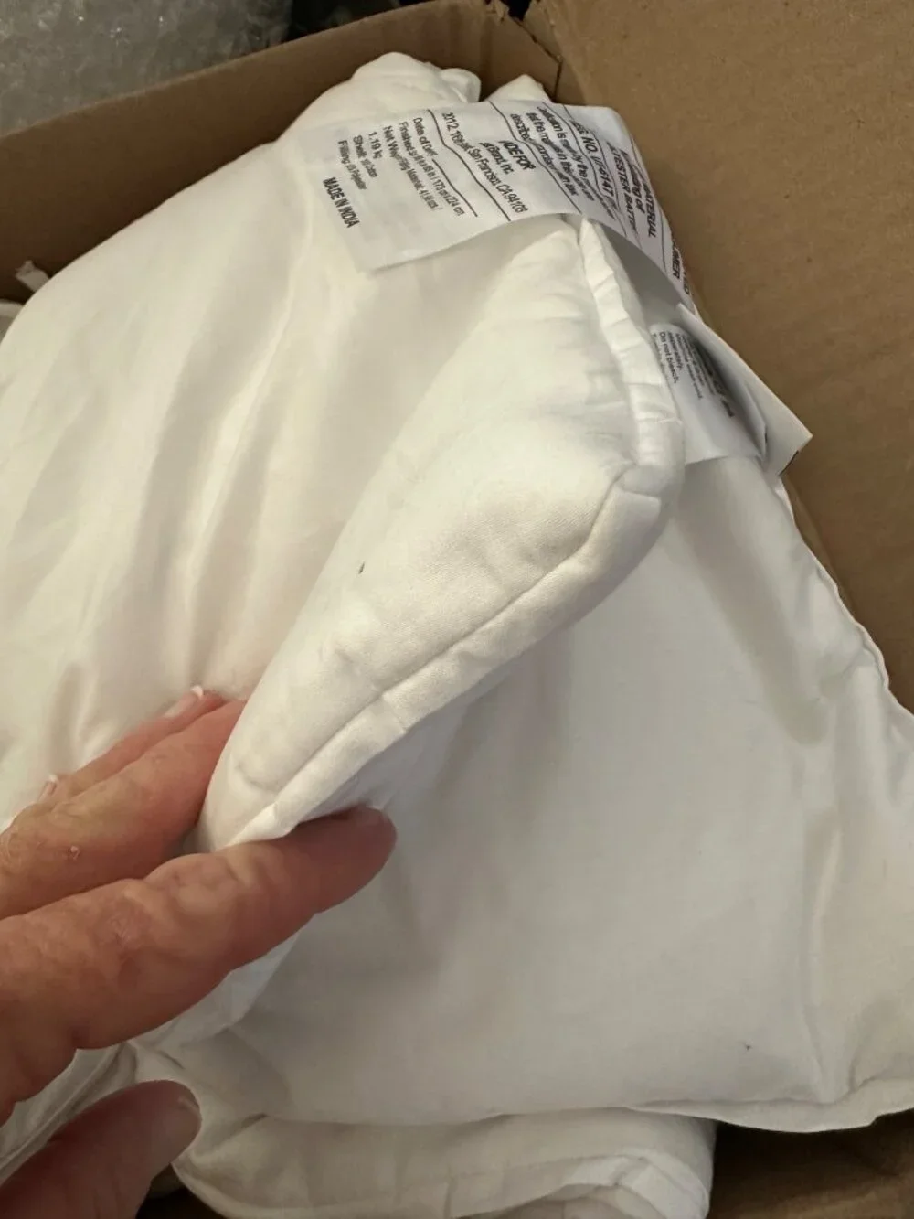 Quince Organic Cotton Sateen Comforter Twin White All Season Down Alternative